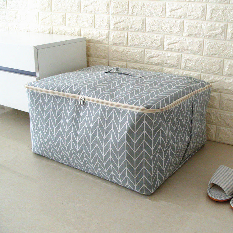 Portable clothes storage box