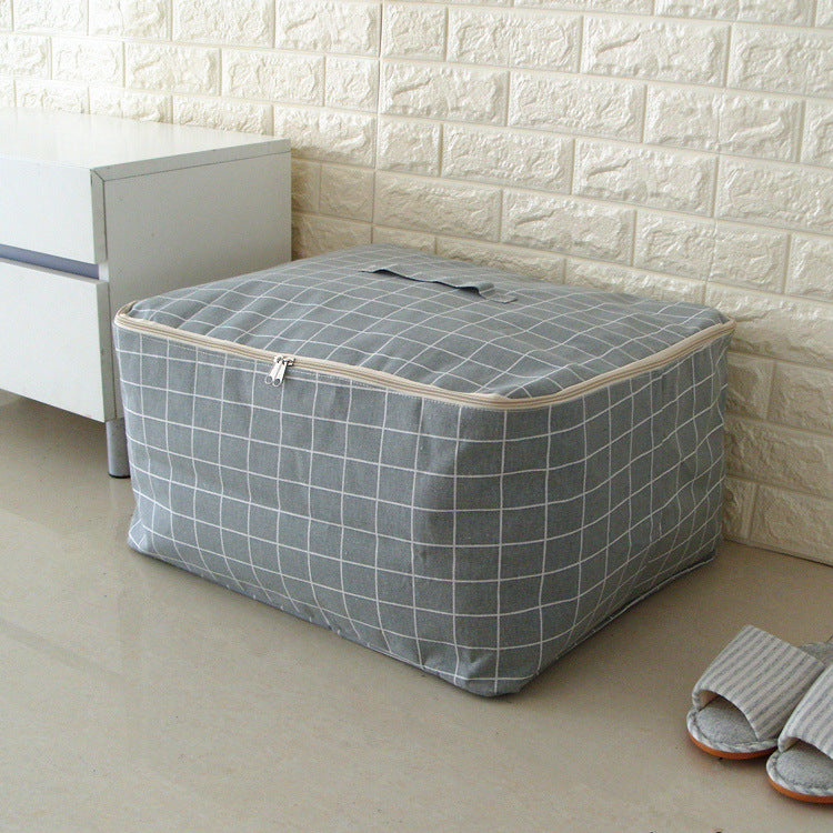 Portable clothes storage box