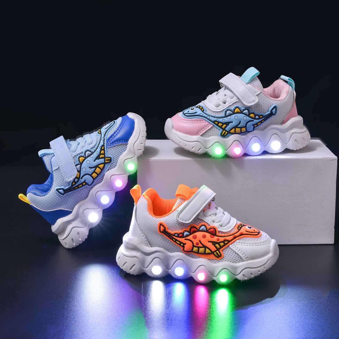 Cartoon Dinosaur Children Sneaker Boys And Girls Mesh Breathable LED Light Light Shoes